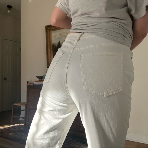 Eileen Fisher White Straight Leg Cropped Jeans with Raw Fray Hem - Picture 9 of 11